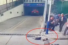 小孩被车碾压后续：脖子被压了两次，知情人透露：试管三次得来的图片