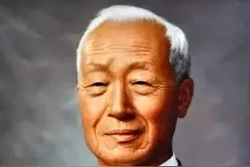 韩国建国后的历任总统及结局图片