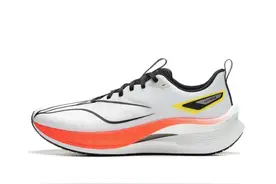 分享十款李宁跑鞋，你喜欢吗？赶快来看一下！图片