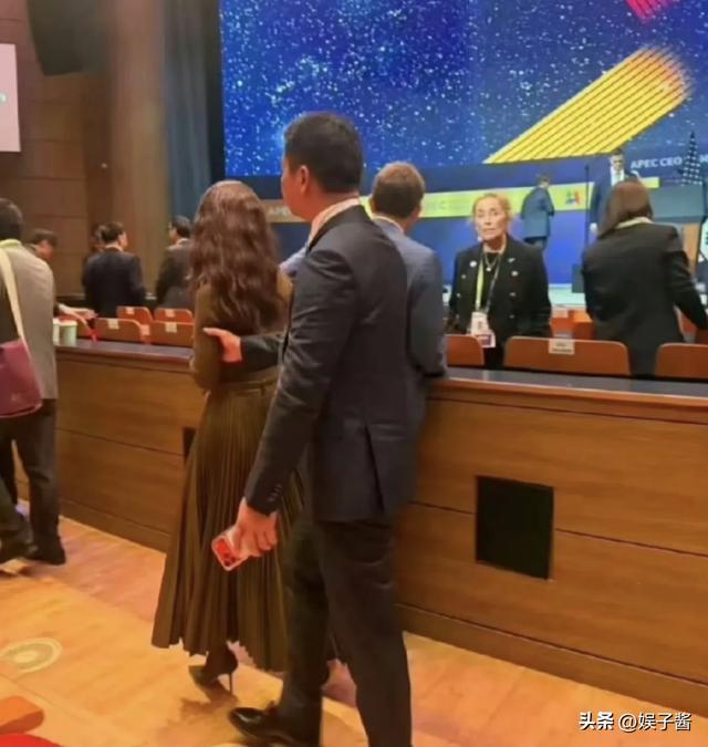 这次,章泽天终于不再顾忌所谓的体面,没给刘强东留“一丝体面”