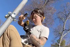 本科学位无用？美女电工红遍网络，你信吗？图片