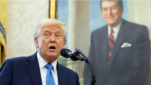 加拿大反水，狂抛567亿美债，白宫梦碎，中国持仓一夜回到17年前