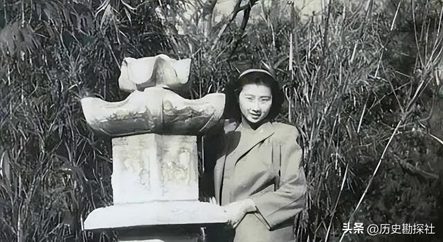 戴笠孙女戴眉曼有多美？长相甜美打扮时髦，与母分别四十年才重逢