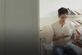 90后农民工意外走红：“他是中国的一个奇迹”图片