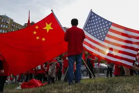 中美关税战引爆金融战？美国国债惨遭各国抛售！中国还有杀手锏？图片