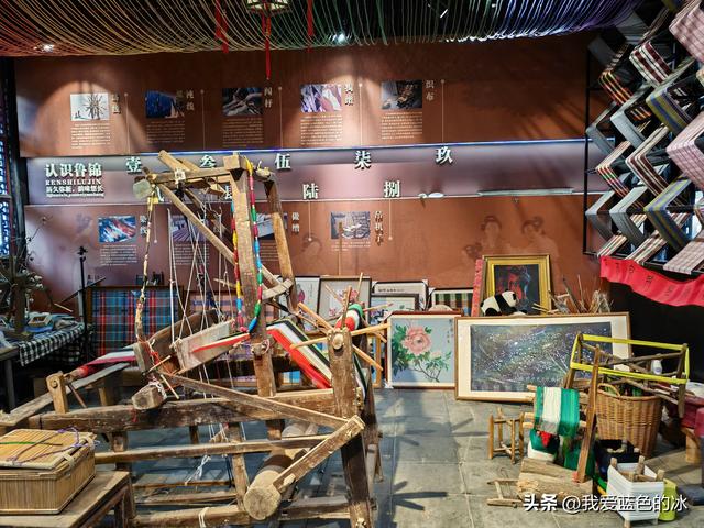 闲逛菏泽市老城曹州。这里的慎思园成了婚纱照的网红天堂了