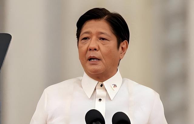 日菲一拍即合	，南海变成1：3！马科斯没想到，中方打废2艘菲船