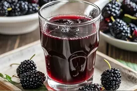 桑葚原浆一次喝多少？适量饮用，品味自然馈赠，守护健康体魄图片