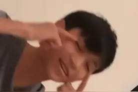 父子俩接连“翻车”！曝张智霖儿子涉嫌辱华，行为恶劣不是第一次图片