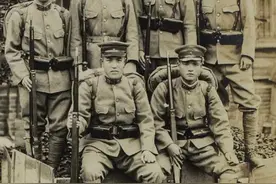 既然二战日军物资匮乏，为什么换发三种军服？衣领对战术的影响？图片