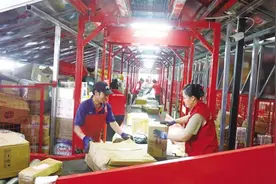 从“汗水快递”到智慧投送图片