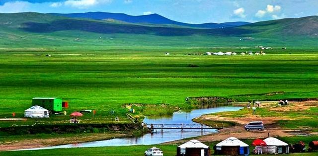 蒙古还有湖？水量是三峡水库的近10倍，是全中国所有湖泊的1.7倍