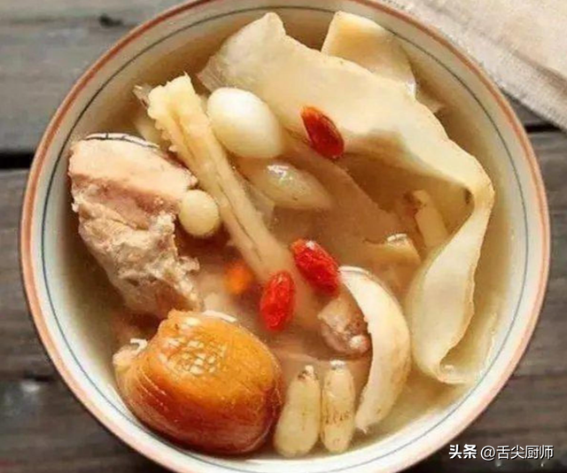 花胶海参炖鸡图片大全 2026年花胶海参炖鸡的做法大全