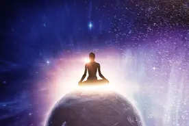 梦见被蛇咬了：征兆、解释和化解方法图片