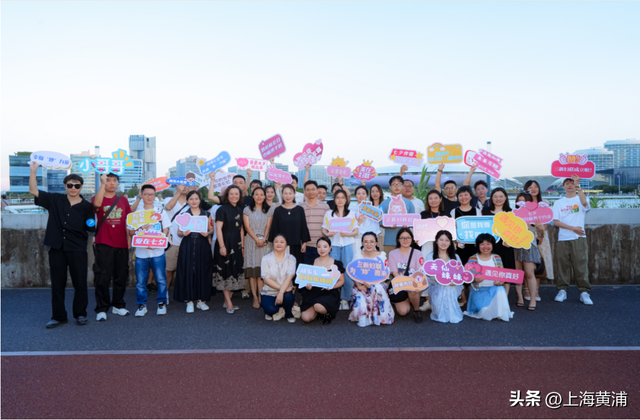 滨江派对浪漫收官！在这个夜晚，TA们邂逅夏日“CRUSH瞬间”！