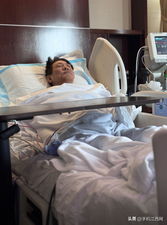 李连杰再回应“换心脏”“换血”等传言：我心脏又没病，干嘛要换了心脏；此前关掉美颜自证清白