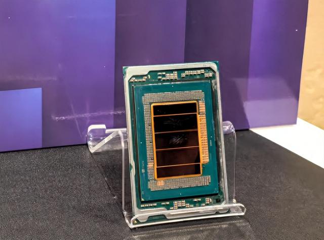 Intel18A亮相！PantherLake与ClearwaterForest重塑芯片格局？