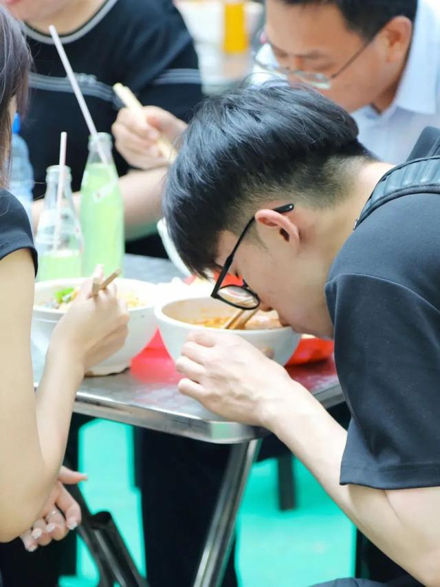 又有明星推荐洛阳！快，一起感受千年古都的“活色生香”