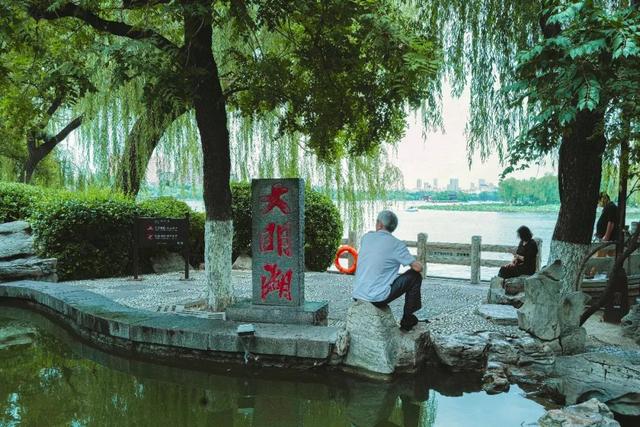 一城山色半城湖，这座城市的美不仅限于冬季！