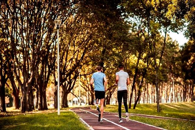 血压高的人	，不能跑步？医生警告：不止跑步，这些事也尽量避免！
