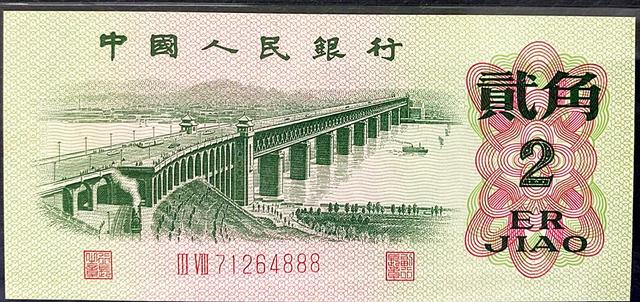为什么武汉长江大桥能上人民币？还能成为武汉的标志性景点呢?