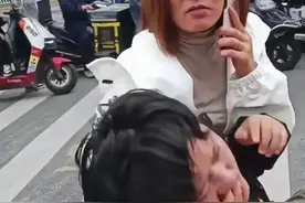 被暴打的外卖小哥含泪发声！自费医治，没有赔偿，视频已删图片