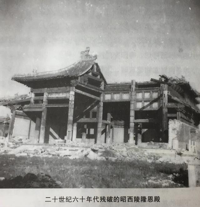 孝庄刚死，康熙就砸她礼佛20年的佛堂，还37年不让埋，雍正：真好