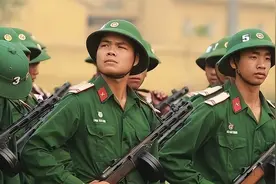 倘若越南武力“抢”两广，按照咱两广的实力，能不能挡住他们？图片