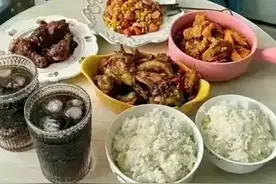 还有13天，今年就穷到头了，33岁，负债1.5万，想去做家政保姆了图片