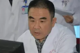 医生打开男子腹腔后竟看不见任何脏器，只有满满一肚子的癌细胞图片