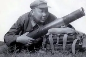 他既不识字更不会带兵，55年凭绝活成为开国将军，毛主席都夸他图片