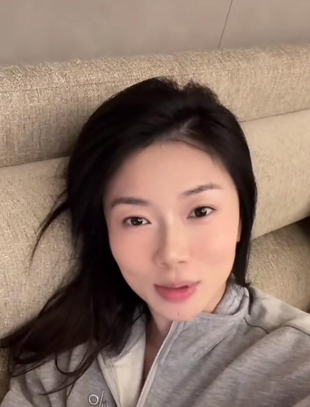 35岁程晓玥意外怀二胎，透露产检要做羊穿，状态不好晒照难受到哭