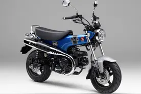 新车｜约合2.1万元，本田新款Dax 125上市，mini摩托车/3.8升油箱图片