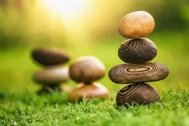 重新理解自然的四大元素：水、气、火、土图片