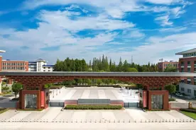 黄冈职业技术学院——医药学院背景资料图片