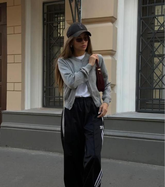 今秋最流行的针织衫，配阔腿裤美得刚刚好！