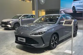 5-8万的国产油车都在这！不仅性价比高，还省油！起售低至4.8万图片