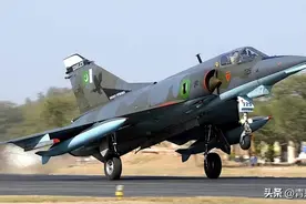 又丢人了！印度宣布击落一架战斗机，证据竟然是一个摩托车配件？图片