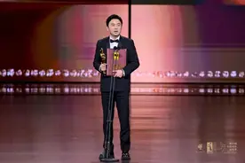 演员雷佳音，今日现身长春这里图片