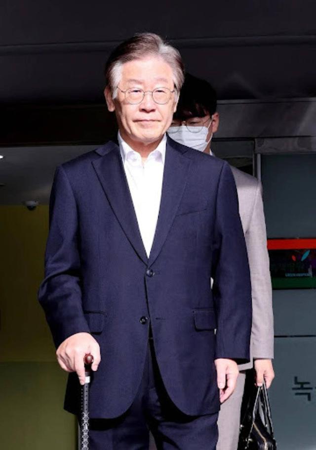 韩国特使团抵达北京，下飞机的第一句话不简单，中方回应很干脆
