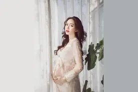 央妈三胎宣传片被网友戏称“阴间广告”，专家：孩子就是财富图片