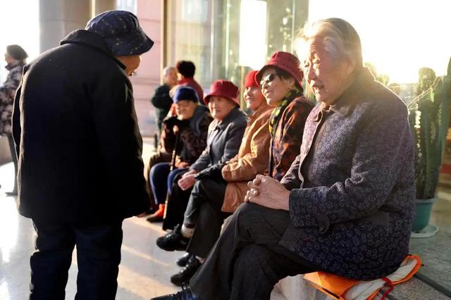 中国将迎来人口死亡高峰？22年去世1041万人，23年1110万，去年呢