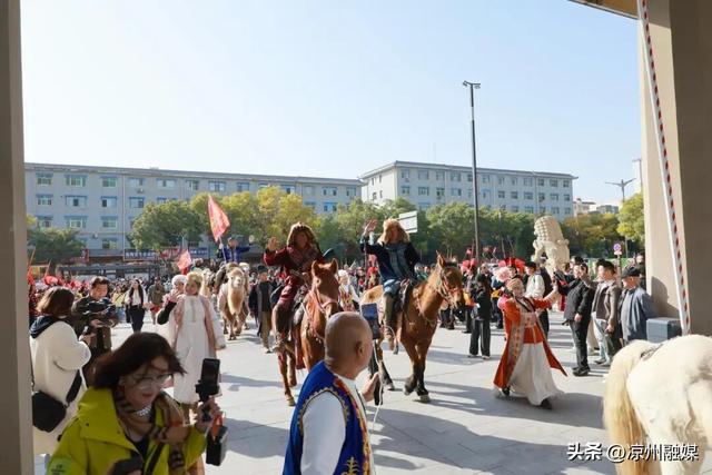 组图丨“东天山来的骆驼队”走进凉州城区