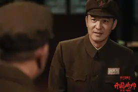 国家一级演员唐国强最新消息为电影《开国将帅授衔1955》奔波宣传图片