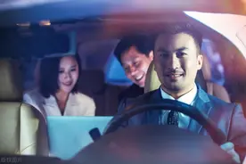 用利益去考验穷人真的很卑鄙——评B太虹桥站打车被拒图片