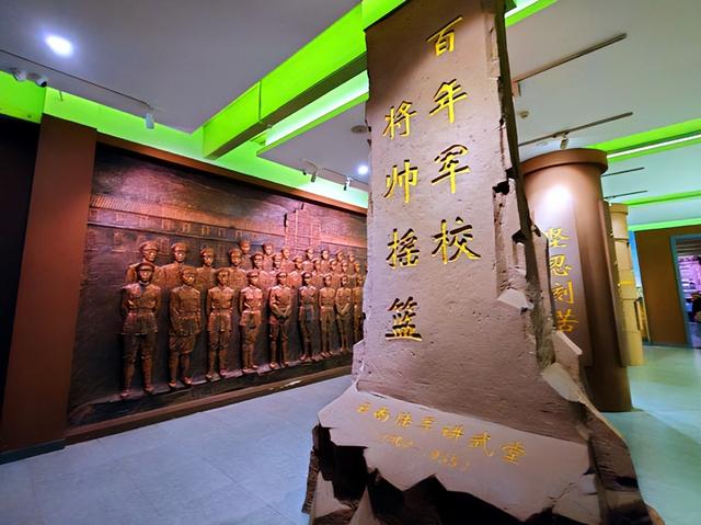 云南旅游：难忘九到昆明走马观花行（图）