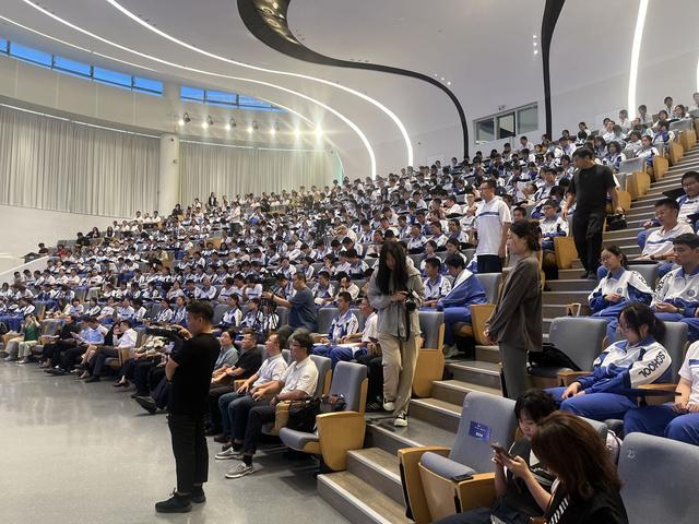 “同一堂课——解码国之重器”活动在怀柔科学城启动 十场公开课讲透大科学装置