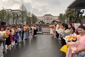 考完啦！岳阳这些高考“名场面”，又燃又暖……图片