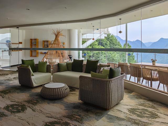 2025夏季西部行02 天空之桥观光服务区