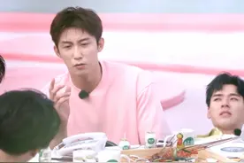 黄景瑜失眠痛苦，感叹：很内耗不敢停下来，一闭眼就会想难过的事图片